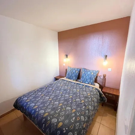 4 Personnes - Pays Basque